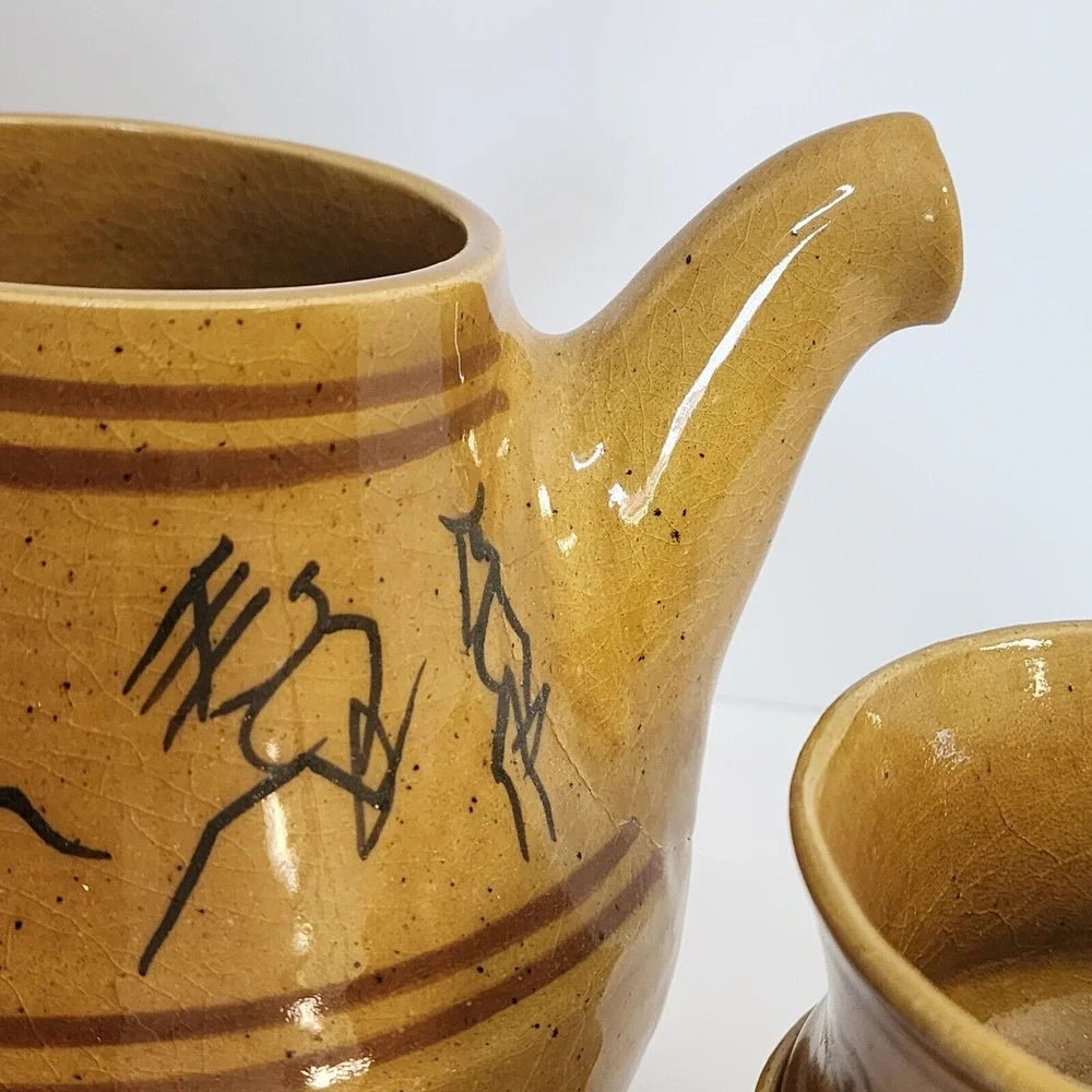 Vintage Ceramic Teapot & 5 Mugs Set Tribal Folk‎ Art People Design